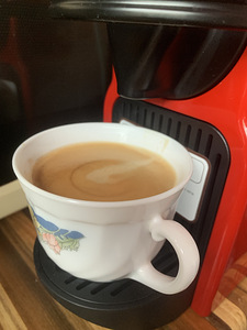 Nespresso Krups Inissia kapslikohvimasin (10 foto / 10)