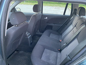 Ford Mondeo Turnier 1.8 92kw ÜV 03.25 (10 foto / 12)