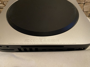 Mac mini (Late 2014) Core i5-4260U 4GB 512GB SSD + 500GB HDD (4 foto / 4)