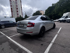 Skoda Octavia (3 foto / 11)