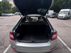 Skoda Octavia (5 foto / 11)