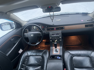 M/V Volvo xc70 2.4d 136kw (7 foto / 11)