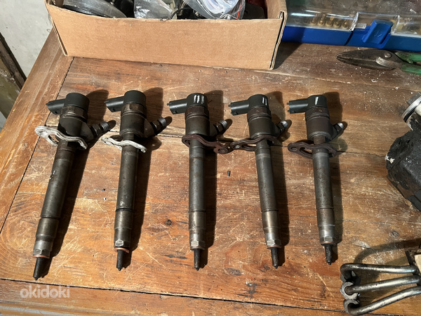 Форсунки и запчасти volvo d5 136kw