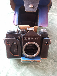 Zenith TTL kaamera.