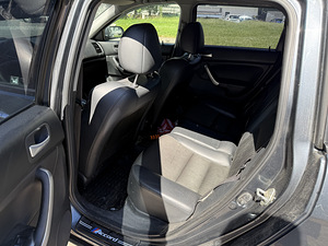 Honda Accord (7 foto / 9)