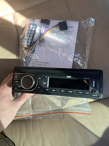 1DIN Bluetooth магнитола (1 фото из 2)