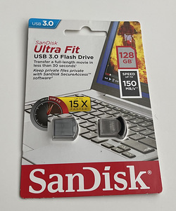 SanDisk Ultra Fit USB 3.0 Flash Drive 64GB/128GB 150MB/s (3 foto / 4)