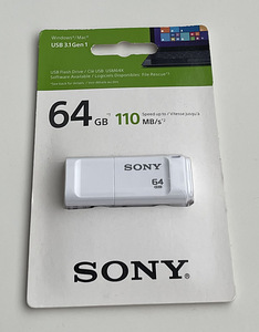 Sony Micro Vault 64GB USB 3.1 Black, White, Pink,Blue (5 foto / 8)