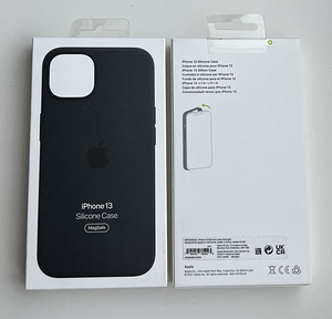Apple iPhone 13 Silicone Case with MagSafe (8 foto / 8)