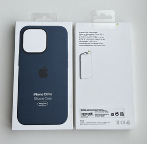 Apple iPhone 13 Pro Silicone Case with MagSafe (3 foto / 10)