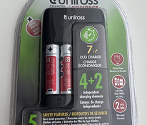 Uniross charger for AA/AAA/9V batteries 4 pcs AA2100