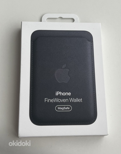 Apple iPhone FineWoven Wallet with MagSafe, Black (фото #1)