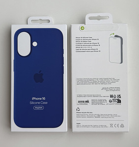 Apple iPhone 16 Silicone Case with Magsafe (2 foto / 10)