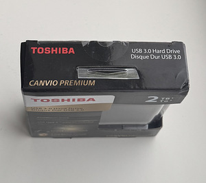 Toshiba Canvio Premium 2TB USB 3.0 , Black (5 foto / 5)