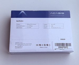 Acasis 80Gbps M.2 NVMe SSD Enclosure with Thunderbolt 5 (10 foto / 10)