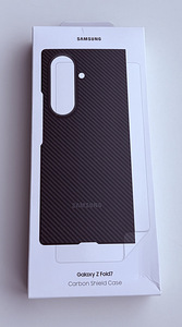 Samsung Galaxy Fold7 Carbon Shield Case , Black (1 foto / 3)