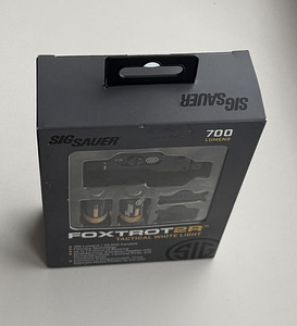 Sig Sauer FOXTROT2R 700 Lumens Tactical White Light (5 фото из 5)