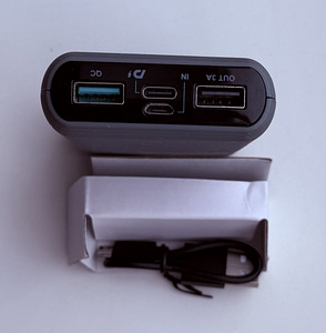 DACOTA Platinum 10 000 mAh Power Bank with QC & PD function (3 фото из 3)