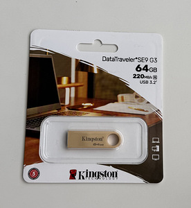 Kingston DataTraveler SE9 G3 64GB USB 3.2 220MB/s , Gold (1 foto / 2)