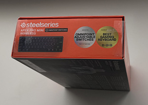 SteelSeries Apex Pro Mini Wireless , SWE , Black (5 фото из 5)