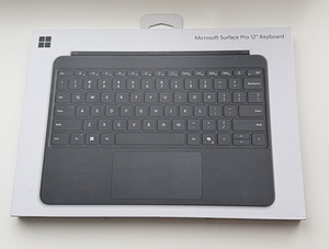 Microsoft Surface Pro 12" Keyboard , Nordic (1 foto / 2)