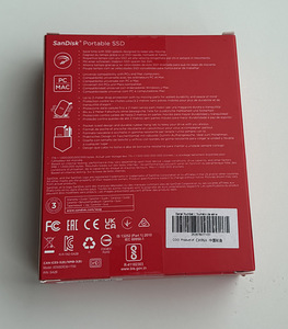 SanDisk Portable SSD 1 TB - External SSD (2 foto / 5)