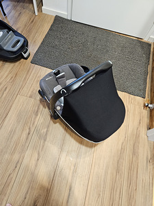 Turvahäll Maxi Cosi isofix. (4 foto / 7)