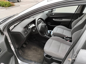 Peugeot 307 (5 foto / 9)
