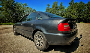 Audi A4 1.9tdi 81kw (5 foto / 6)