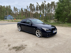 BMW 525d 145kw (1 foto / 12)