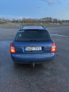 Продается Audi A4 B6 1.9TDi (8 фото из 15)