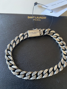 Saint Laurent (YSL) hõbedast käekett (2 foto / 7)