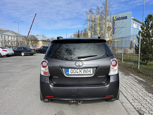 Toyota Verso Elegance Family Line 1.8 108kW (5 foto / 15)