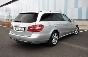 Mercedes-Benz E 350 Avantgarde 3.0 170kW 2010a (6 foto / 15)