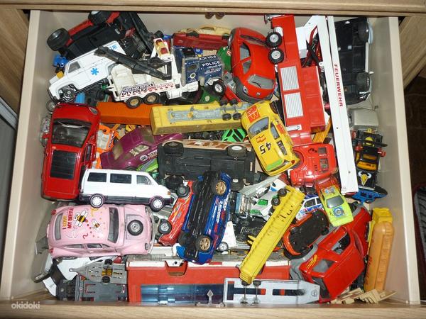 Машинки игрушки 90x (фото #1)
