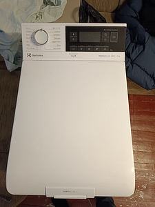 Pealtlaetav Electrolux Perfectcare 600 7kg pesumasin (1 foto / 2)