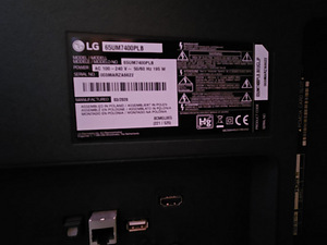 LG 65" UHD 4K LED Smart TV (2 фото из 2)