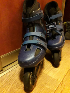 Роликовые коньки Rollerblade (3 фото из 3)