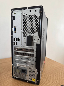 Selling a gaming PC (system unit only) (3 foto / 5)