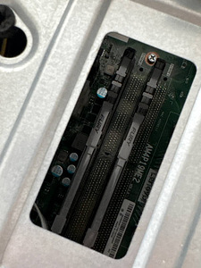 Selling a gaming PC (system unit only) (4 foto / 5)