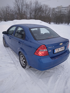 Chevrolet Aveo (3 фото из 11)