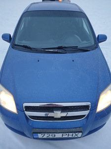 Chevrolet Aveo (8 фото из 11)