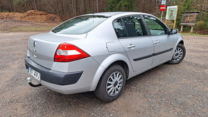 Renault Megane 1,6 16v R4 83kw 2005 (3 foto / 15)