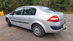 Renault Megane 1,6 16v R4 83kw 2005 (4 foto / 15)