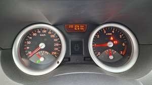 Renault Megane 1,6 16v R4 83kw 2005 (8 foto / 15)