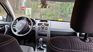 Renault Megane 1,6 16v R4 83kw 2005 (10 foto / 15)