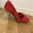 Замшевые туфли BATA красно-алого цвета. (фото #1)