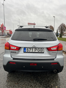 Mitsubishi ASX (7 foto / 7)