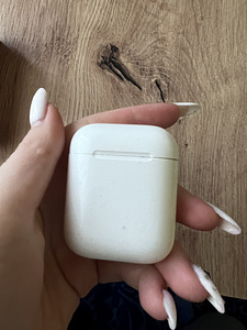 Apple AirPods 2 ümbris + kott (2 foto / 5)