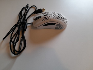 Mängurihiir! Glorious Model D (Matte White) (3 foto / 5)